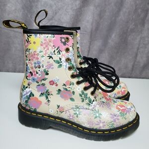 NEW Dr. Martens Womens Floral Mash Up Combat Boots 1460 Leather Lace Up Size 6